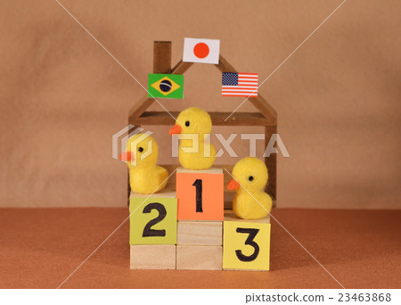 Piyo-chan's podium Piyo-chan's podium 23463868