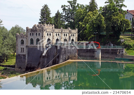 Hydroelectric power plant, Ozalj 23470654