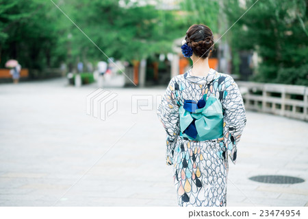 The back of a woman in a yukata The back of a woman in a yukata 23474954