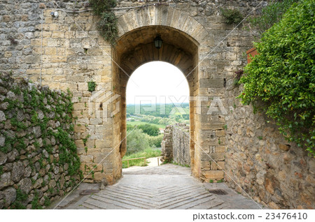 Italy Monteriggioni Gate 23476410