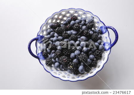 藍莓和黑莓 23476617