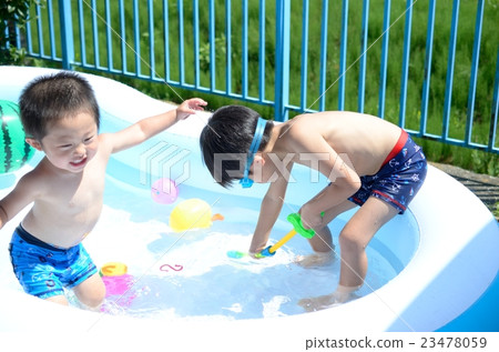 A child A child 23478059