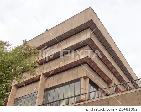 Birmingham Library 23481062