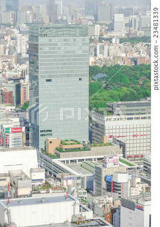 Busta Shinjuku 23481339