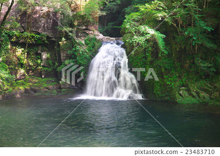 Red-eye Shimpaku-taki Falls Senju Waterfall (Red-Eye 5 Falls) 23483710