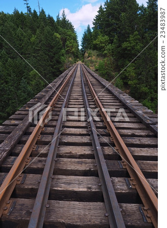 Gold Stream Canadian Great Nature Railway 23483987