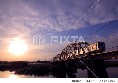 Noda line shining in the setting sun 23484599