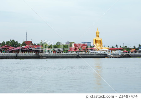 Chao Phraya river at Koh Kret ,Nonthaburi  23487474