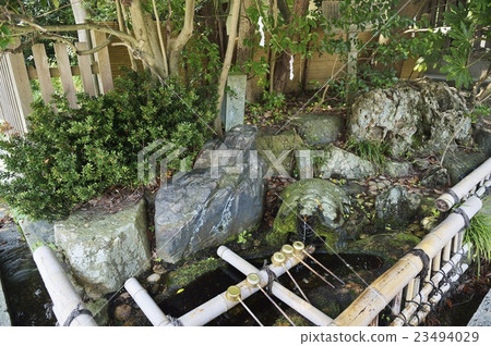 Long-life water quality ratio Shinto shrine of the atmosphere 23494029