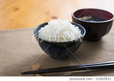 Rice and miso soup 23497621