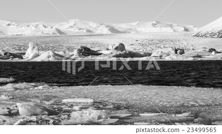 Iceland winter natural landscape  23499565