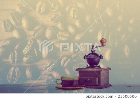 Coffee cup and coffee mill 23500500