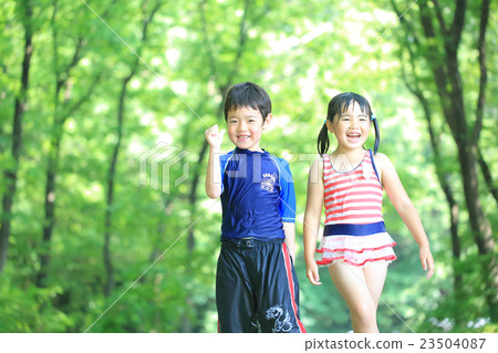 Children in swimsuits Children in swimsuits 23504087