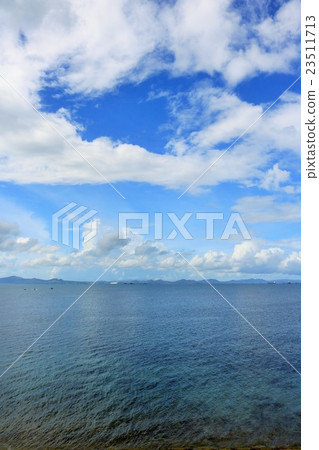 從沖繩烏魯馬市的水下道路看到的風景 23511713