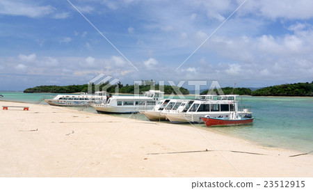 Kawahira Bay Kawahira Bay 23512915