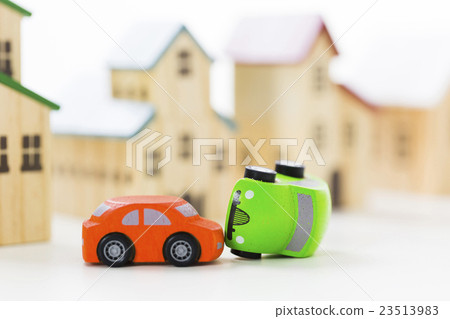 Traffic accident Automobile Traffic accident Vehicle danger Death Accident injury Injury Dangerous crash Accident scene 23513983