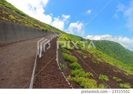 Yoshidaguchi山路附近連續第五隻眼睛 Yoshidaguchi山路附近連續第五隻眼睛 23515502