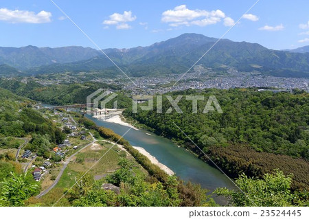 Nakatsugawa City seen from Saplings Castle Nakatsugawa City seen from Saplings Castle 23524445
