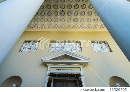 Vilnius Cathedral 23526795