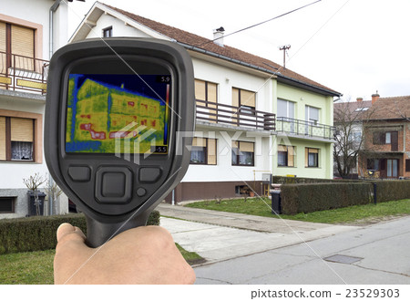 Basement Heat Leak 23529303