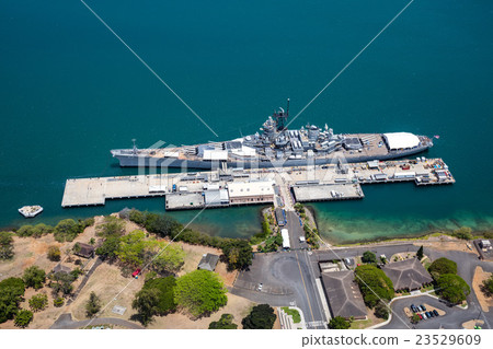 Battleship Missouri / over Pearl Harbor 23529609