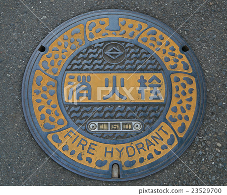橫濱的消防栓蓋子 橫濱的消防栓蓋子 23529700