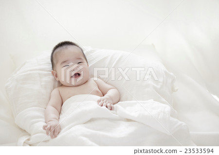 baby   23533594