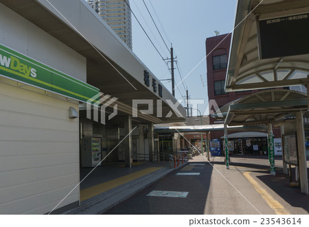 Station front view Inage station west entrance 23543614