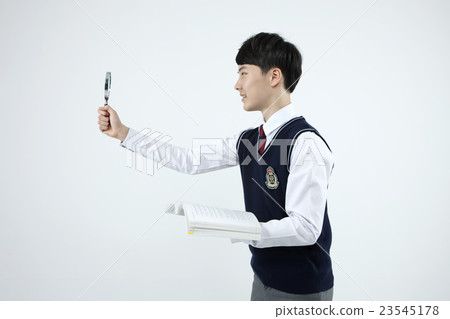 23545178