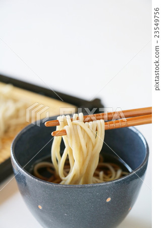 Zaru soba 23549756