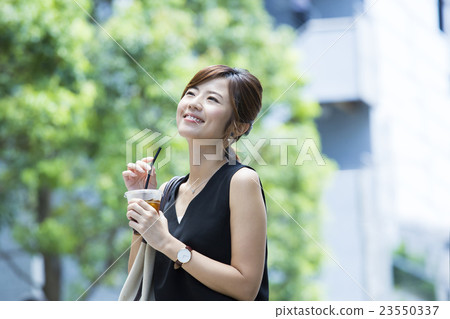young woman young woman 23550337
