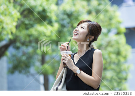 young woman young woman 23550338