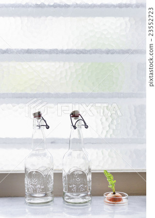 中等生活方式 23552723