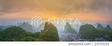 Guilin, Li River and Karst moutains, China 23554202