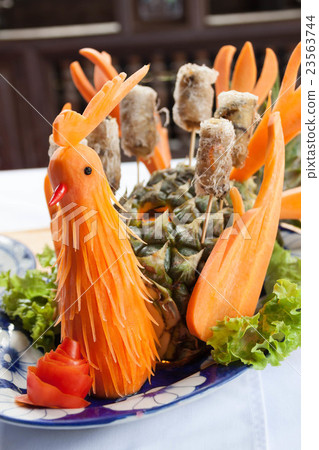 由Hue在越南提供 由Hue在越南提供 23563744