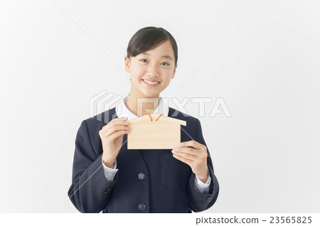 有ema的學生 23565825