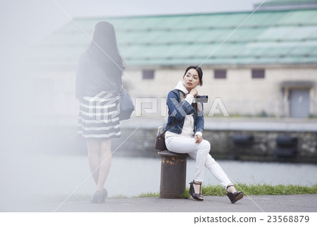 女人的旅行觀光 女人的旅行觀光 23568879