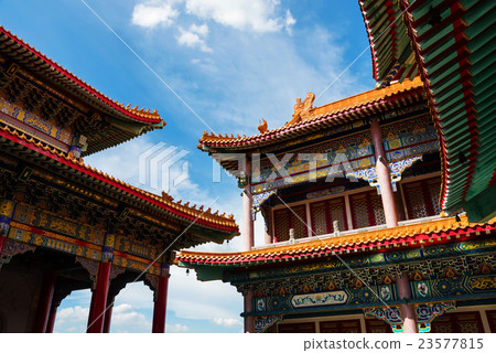 Chinese Buddhist monastery roof 23577815