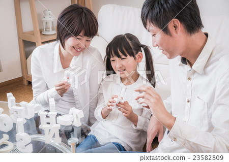 A family A family 23582809