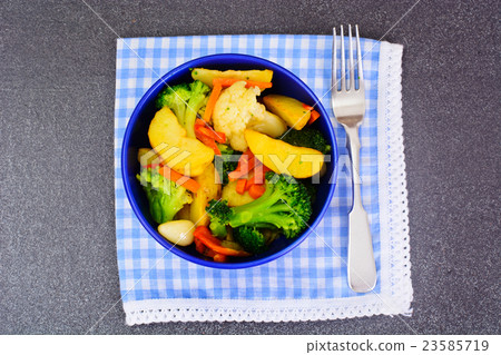 Steamed Vegetables Potatoes, Carrots, Cauliflower 23585719