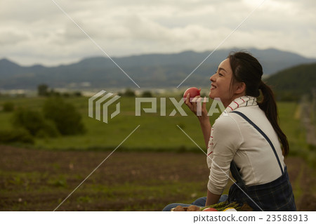 Agriculture Girls portrait Agriculture Girls portrait 23588913