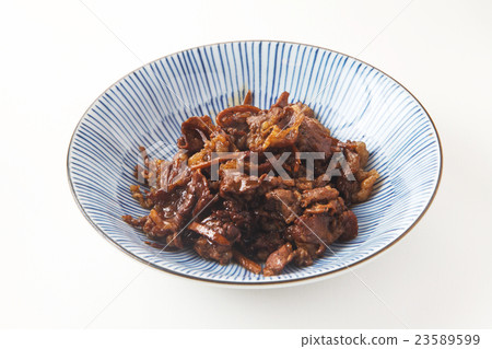 Boiled beef steak 23589599