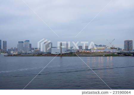 Toyosu new market after sunset (before opening) 23590064