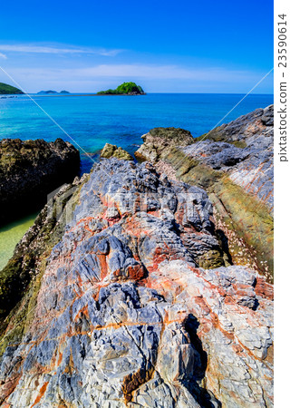 Beautiful islands in Thailand. snorkeling paradise Beautiful islands in Thailand. snorkeling paradise 23590614