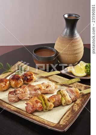 Three grilled chicken and chill 23590881