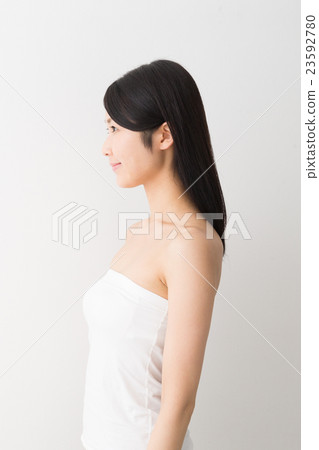 Female landscape Female landscape 23592780