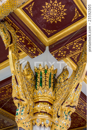 Wat Ratchanatdaram (Loha Prasat) 23592805