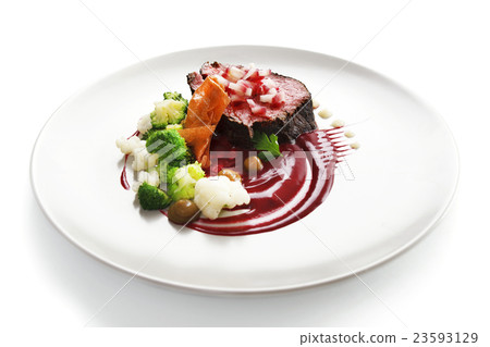 Veal fillet. Molecular cuisine with steak. 23593129