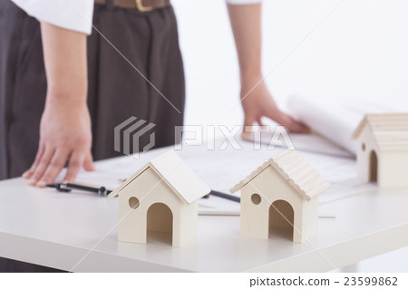 設計圖紙和設計師 設計圖紙和設計師 23599862