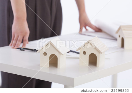 設計圖紙和設計師 設計圖紙和設計師 23599863